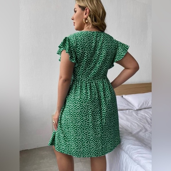 Ditsy Floral Ruffle Sleeve Dress - Picture 2 of 6